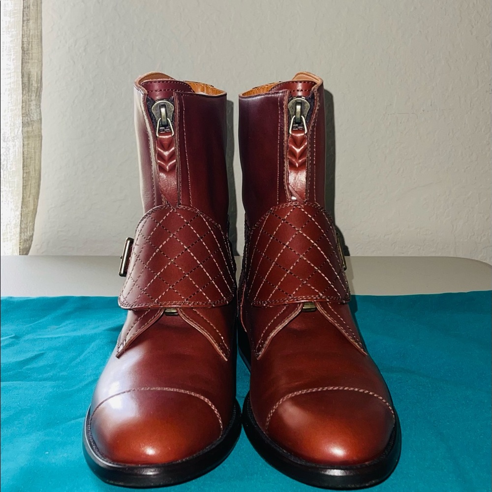 💯CHANEL💯 Combat Boot - Picture 2 of 6